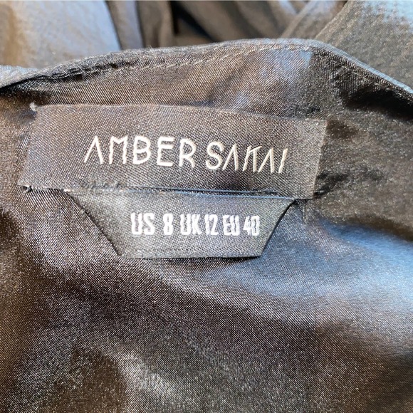 Amber Sakai Black Dress Short Sleeve V Neck NWT Size US 8 - Picture 6 of 6